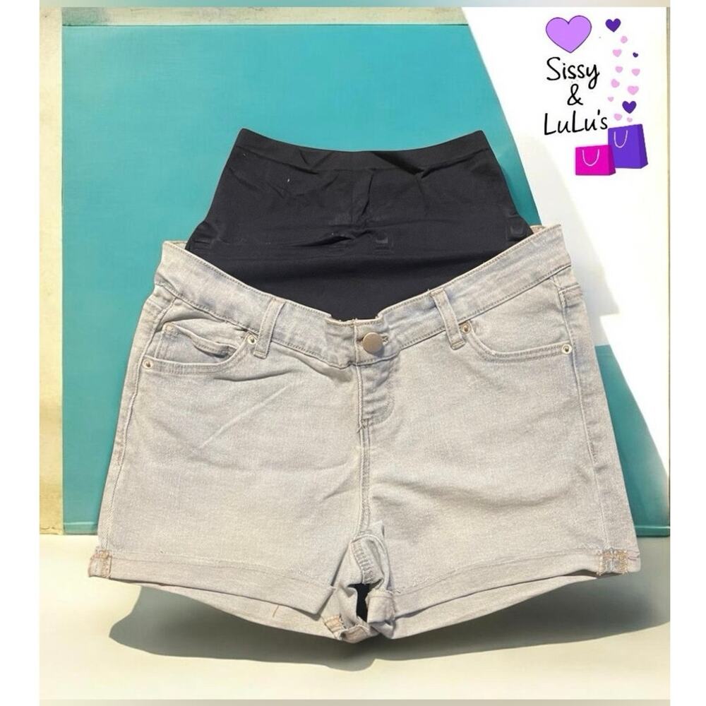 Time and Tru Maternity Denim Shorts Womens Size S 4-6 Light Wash Blue Roll Cuff